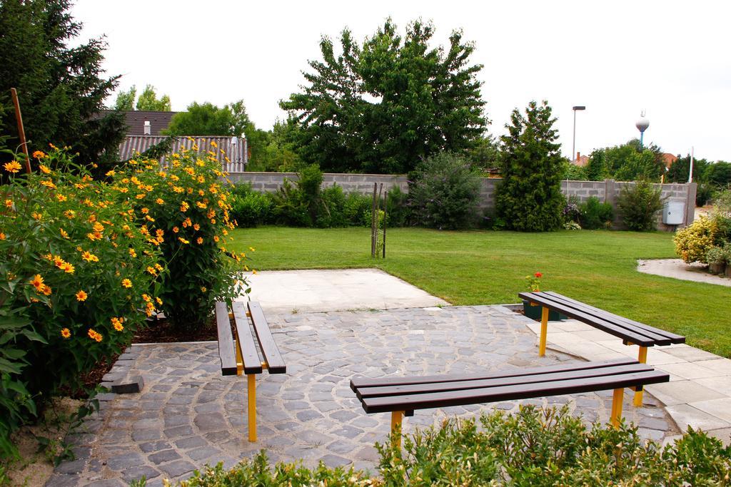 Castrum Vendeghaz Szigetszentmarton Luaran gambar